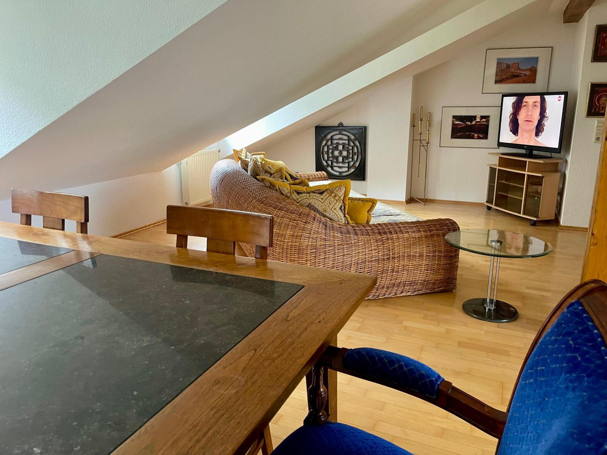 Wunderschoenes Grosses 3 Zimmer Apartament Zentrum Goldstadt Familienfreundlich Mit Garage Pforzheim Extérieur photo