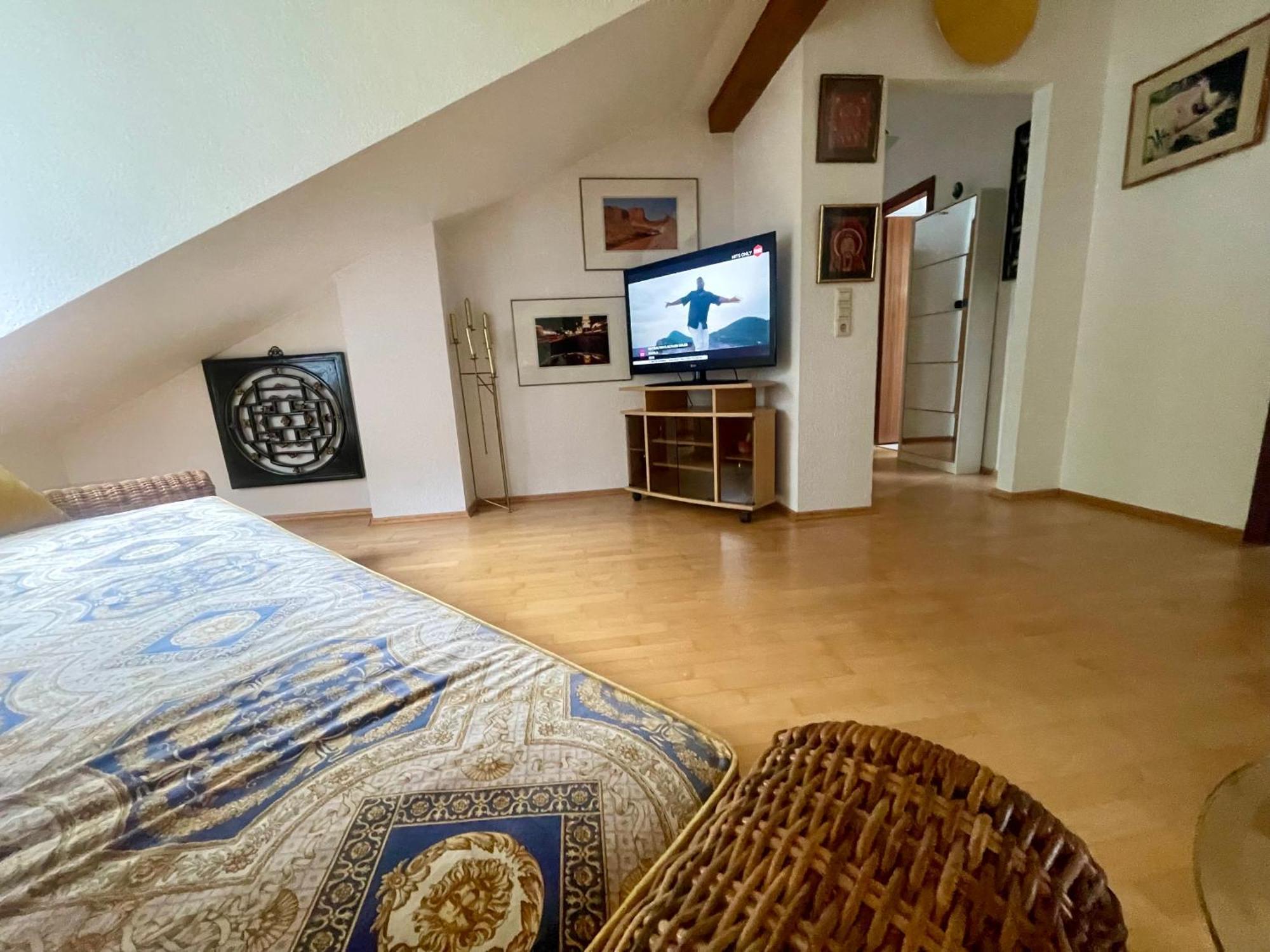 Wunderschoenes Grosses 3 Zimmer Apartament Zentrum Goldstadt Familienfreundlich Mit Garage Pforzheim Extérieur photo